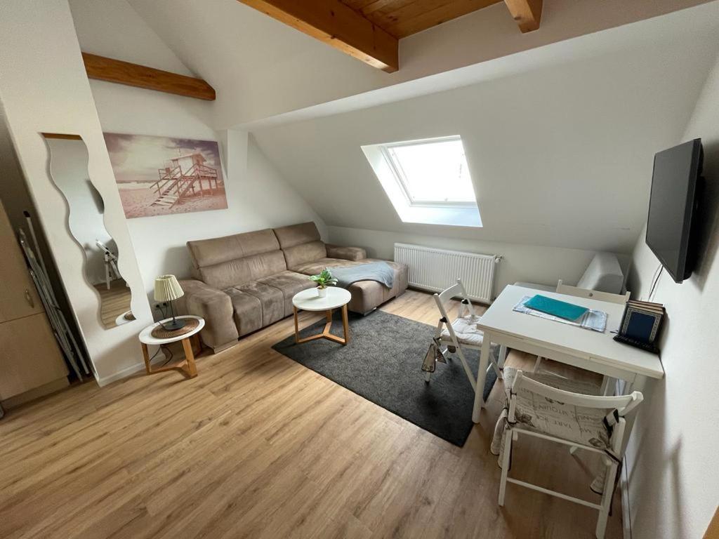 Apartment Schleusentor - Ferienwohnung Maisonette Rostock Luaran gambar