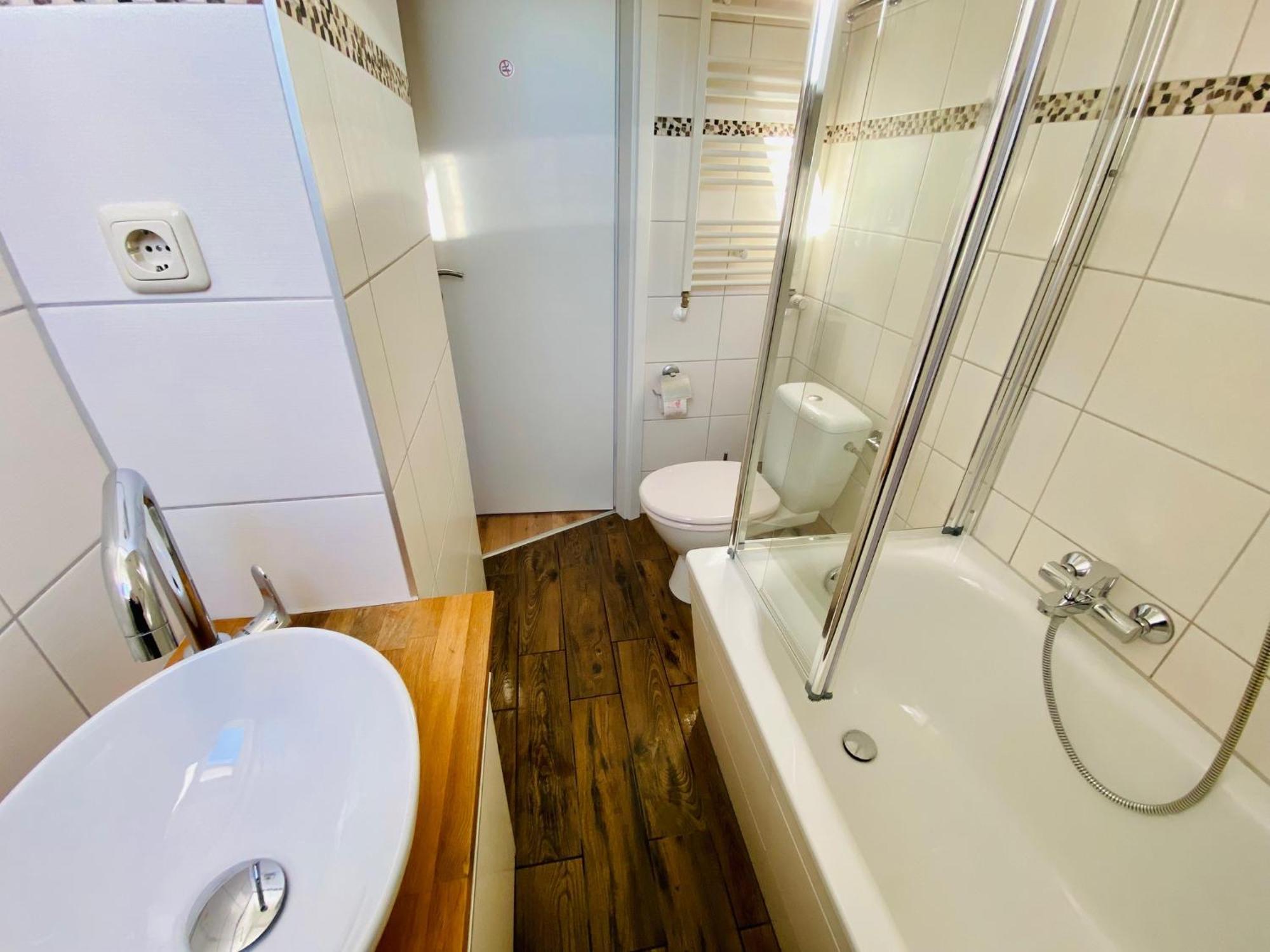 Apartment Schleusentor - Ferienwohnung Maisonette Rostock Luaran gambar